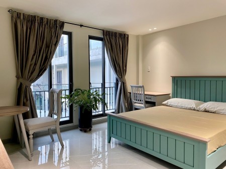 Phòng mới nội thất cao cấp ban công cửa sổ thông thoáng Hồ Hảo Hớn Quận 1, 35m2