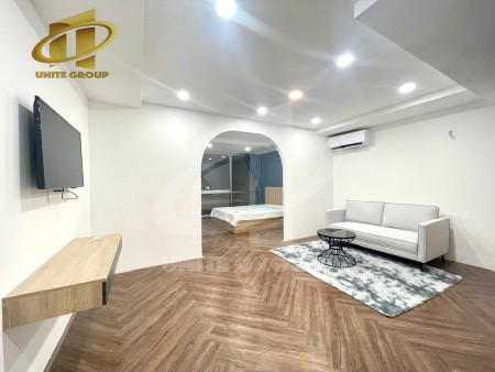 Căn Hộ studio full nội thất gần Cầu Tân Thuận, đại học Tài Chính - Marketing, 30m2
