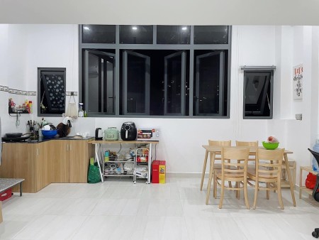 Duplex siêu rộng cửa sổ thoáng mát, 30m2