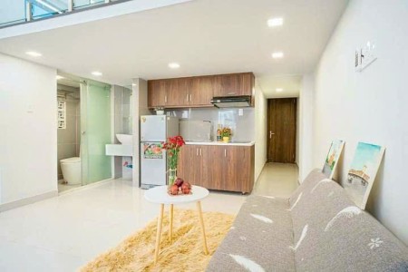 Căn hộ Duplex, cửa sổ thoáng mát, full nội thất, gần ĐH TDT, Rmit, Lotte, Q1, Q4, 35m2
