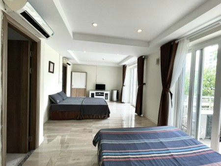 Căn hộ thoáng mát, 2 ban công, full nội thất, gần ĐH TDT, LOTTE, Go, tiện đường đi Q1,Q4, 40m2
