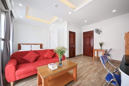 Căn hộ dịch vụ đầy đủ tiện nghi - Ban công lớn đón ánh sáng - Quận 7, 35m2