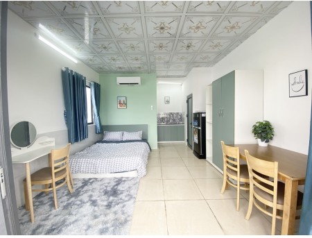 Còn trống 1 phòng ban công full nội thất như hình tại phường Hiệp Tân - Tân Phú, 30m2