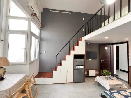 CĂN HỘ Ban Công cửa sổ Gần UFM, Vincom. Gần Khu Chế Xuất full nội thất máy giặt riêng quận 7, 35m2