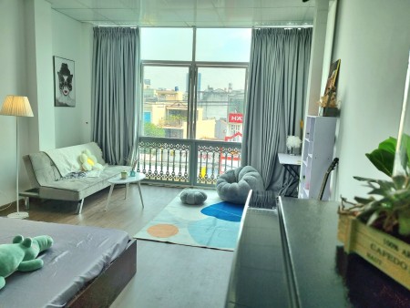 Studio bancon - Gần Phú Mỹ Hưng, SECC, Crescent mall, Sky Garden Q7, 25m2