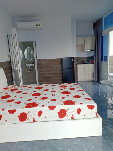 HOT STUDIO BAN CÔNG GIÁ RẺ FULL NT - SIÊU THOÁNG MÁT - NGAY CHỢ TÂN QUY - Q7, 30m2