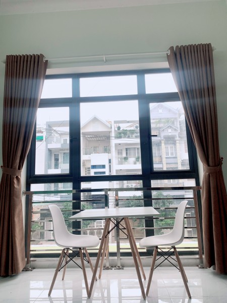 Căn hộ Ban Công giá Rẻ Gần PHú Mỹ Hưng, Cresent Mall, SC Vivo city quận 7, 30m2