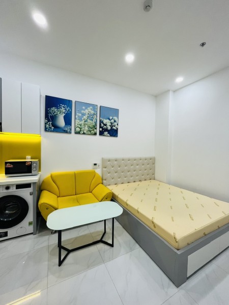 Trống sẵn - Phòng bancon nội thất hiện đại - Siêu gần Đh Rmit, Lotte, Phú Mỹ Hưng Q7, 25m2