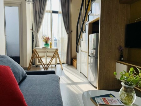 CĂN HỘ GÁC CAO, BỐ TRÍ ĐẸP CÓ TV, MÁY GIẶT RIÊNG - BAN CÔNG SIÊU THOÁNG - GẦN GO (BIG C) - QUẬN 7, 30m2