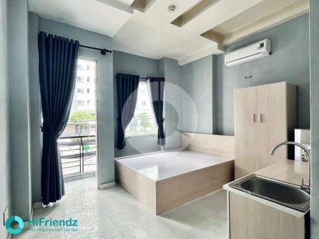 Căn hộ studio full nội thất cửa sổ lớn gần sân bay, CV Hoàng Văn Thụ, 30m2