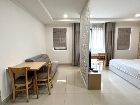 Căn hộ Studio cửa sổ lớn Full NT gần ĐH TĐT, RMIT, CrescentMall, Lotte, SC Vivo,Phú Mỹ Hưng .., 35m2