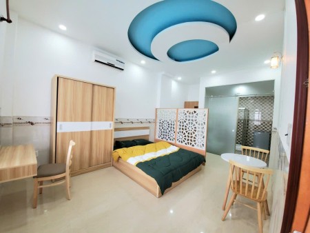 Căn hộ full nt nằm ngay trung tâm quận 7 phòng tách bếp k lo bámMùi, 35m2