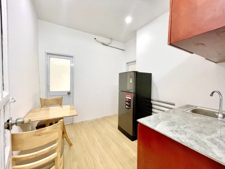 CHO THUÊ CHDV 2PN FULL NT KẾ HẺM SHOP SUSU ĐI VÔ GẦN ĐH SƯ PHẠM, UEH, BỆNH VIỆN NGUYỄN TRI PHƯƠNG, 60m2