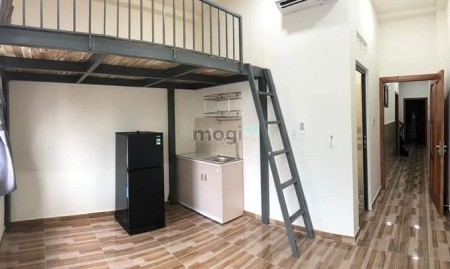Phòng trọ giá rẻ ngay chợ Hoàng Hoa Thám Tân Bình, 25m2
