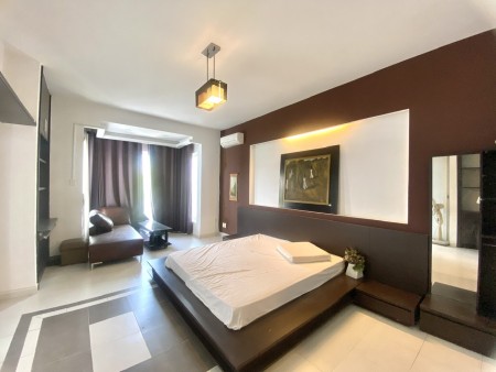 Căn hộ dịch vụ 2 phòng ngủ, full nội thất, balcony, gần ĐH UFM, KDC Nam Long, Vincom Nam Long, 40m2