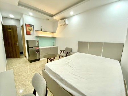 Studio, full nội thất, cửa sổ thoáng ngay chợ Tân Mỹ, gần KCX Tân Thuận, cầu Tân Thuận, 45m2
