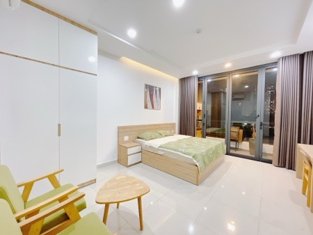 Cho thuê Studio full nội thất ban công ngay Tôn Thất Thuyết quận 4, 45m2