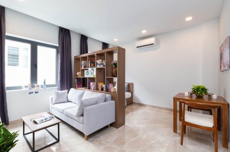 Trống căn Studio với tone màu sang trọng + cửa sổ lớn thoáng mát+ full NỘI THẤT bao XỊN XÒ Quận 7, 35m2