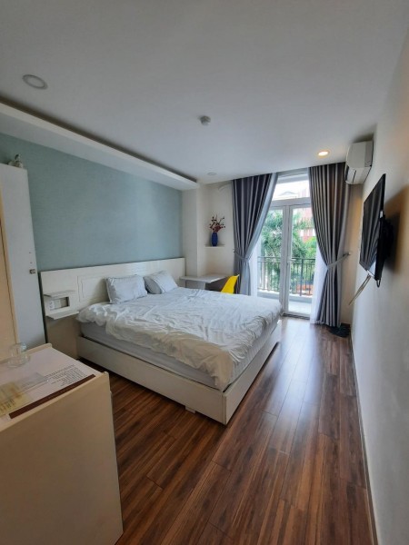 Căn hộ ban công ngay mặt tiền ngay Him Lam, nội thất siêu đẹp - hiện đại, 30m2