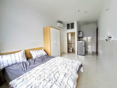 Căn hộ Studio, full nội thất, cửa sổ thoáng, gần cầu Kênh Tẻ, Lotte, ĐH TDT, RMIT, 40m2