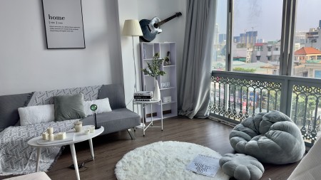 Studio full NT tone trắng xám gần chợ Tân Mỹ, Cresent Mall Q7, 35m2