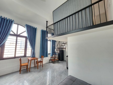 Căn hộ dịch vụ Duplex 37m2 - gác cao 1m8 - LÂM VĂN BỀN Q7 (máy giặt riêng) - ngay trung tâm q7, 35m2