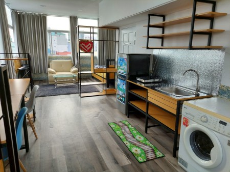 Căn Hộ Studio Dạ Nam Q8, cửa full kính thoáng mát, máy giặt riêng, ban đêm đèn đường siêu chill, 32m2