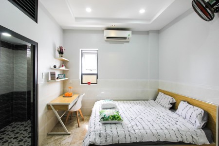 Căn hộ full nội thất, cửa sổ thoáng, gần Đại học Tôn Đức Thắng, Quận 4, cầu Kênh Tẻ, 30m2