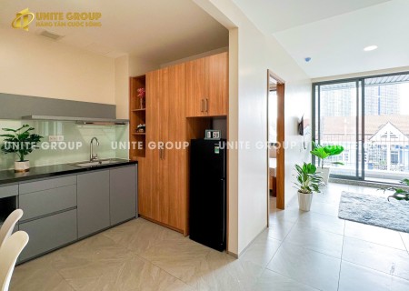 CHO THUÊ CHDV 1PN FULL NỘI THẤT BAN CÔNG SÁNG SỦA GẦN CRESCENT MALL, 45m2