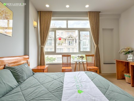 Căn hộ full nội thất, cửa sổ thoáng, gần Crescent Mall, SC VIVO, ĐH TDT, 40m2