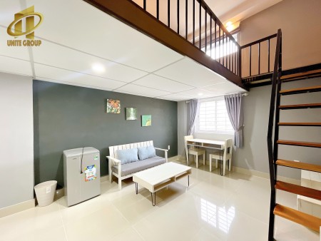 Căn hộ duplex, full nội thất, cửa sổ thoáng gần ĐH TDT, Lotte, RMIT, cầu Kênh Tẻ, 45m2