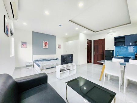 Căn hộ Studio, 3 cửa sổ lớn thoáng sáng - Nội thất đầy đủ tiện nghi - Thiết kế đẹp - Phú Mỹ Hưng Q7, 40m2