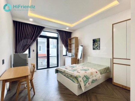 Studio bancon full NT giáp Phú Mỹ Hưng gần Cresent Mall Q7, 30m2