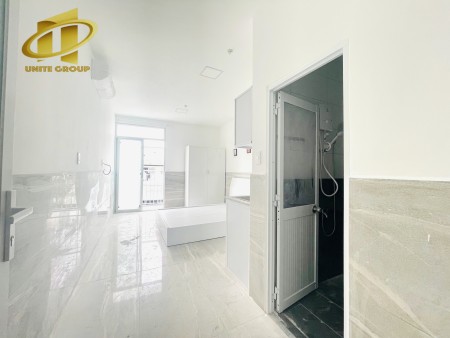 Căn hộ dịch vụ ban công giá rẻ, Nội thất đầy đủ tiện nghi, Siêu thoáng sáng, ngay chợ Tân Quy, 30m2