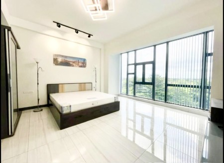 Căn hộ cao cấp rộng hơn 50m2, cửa full kính siêu sáng, full nội thất mới, Hoàng Quốc Việt, Phú Mỹ, 50m2