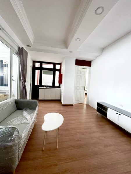 Căn hộ 2PN, 1PK hơn 50m2, full nội thất ngay Hưng Gia, nội khu Phú Mỹ Hưng Quận 7 LH 0981716209, 40m2