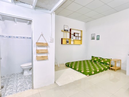 Căn hộ Studio Gần Cầu Phú Xuân, Crescent Mall Quận 7, 28m2