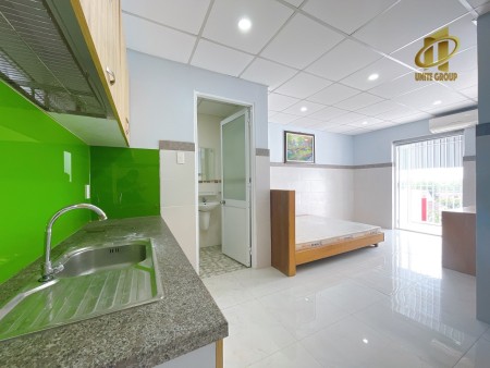 Căn Hộ Ban Công gần Rmit, Tdt quận 7. Gần trung tâm, Him Lam, 35m2