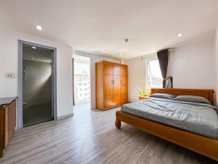 Studio ban Công Ngay Phú Mỹ Hưng gần Cresent Mall, Sky Garden quận 7, 35m2