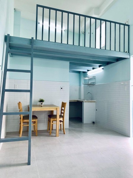Phòng trọ giá rẻ gần cầu Tham Lương Tân Bình, 28m2