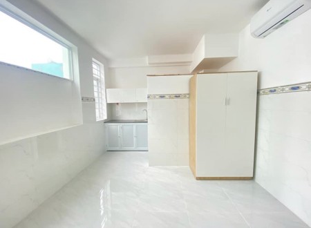Sắp trống Phòng trọ siêu rẻ ở Huỳnh Văn Nghệ Tân Bình, 22m2
