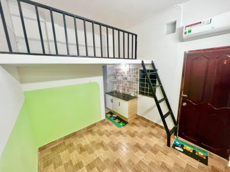 Căn hộ cho thuê có gác gần AEON Mall Tân Phú, 28m2