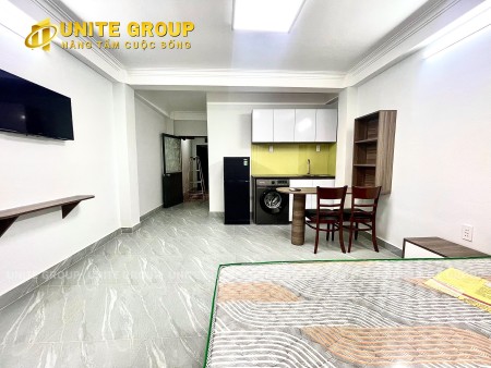 Cho thuê căn hộ new 100% có máy giặt riêng mặt tiền ở trung tâm Q1. Vị trí: Nguyễn Công Trứ Q1, 40m2