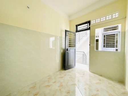 Phòng trống giá rẻ mới xây 100% Gần trường đại học Công Thương, 25m2