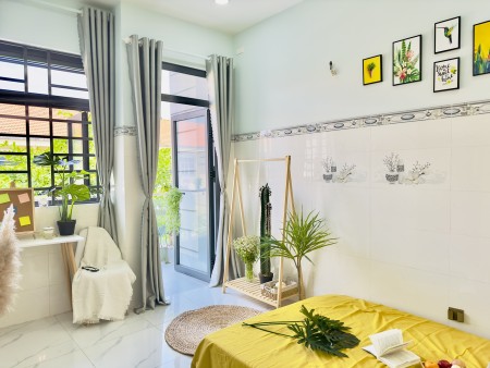 Cho Thuê căn hộ STUDIO BAN CÔNG, có cửa sổ, Gần cầu kênh Tẻ, 28m2