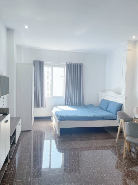 SIÊU PHẨM - STUDIO - của sổ lớn đón nắng sớm - gần đại học TÔN ĐỨC THẮNG, 30m2