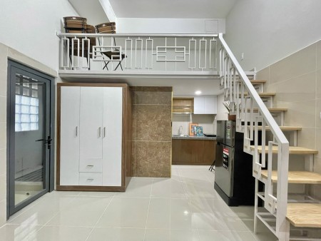 Duplex full nội thất, ưu đãi cao, gần CĐ GTVT, 28m2