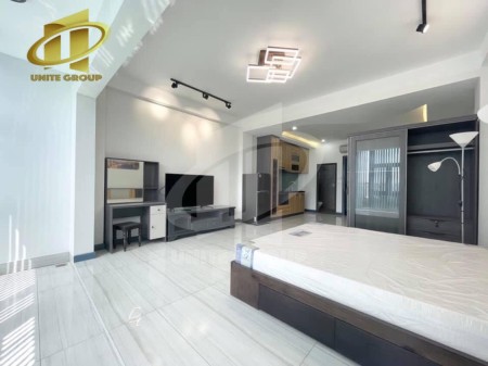 STUDIO FULL NỘI THẤT CỬA SỔ LỚN, 50m2