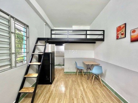Cho thuê phòng trọ giá rẻ có gác tại phường 13 Tân Bình, 20m2