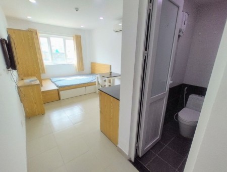 Căn hộ studio full nội thất 35m2 khu vực quận 7 có cửa sổ gần đh RMIT, đh UFM, đh RMIT, CrescentMall, 35m2